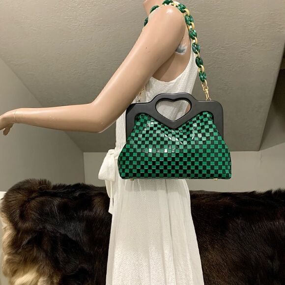 Handmade Genuine Cowhide Check Embossed, Chic Heart Shaped Wooden Frame Satchel - Picture 3 of 16